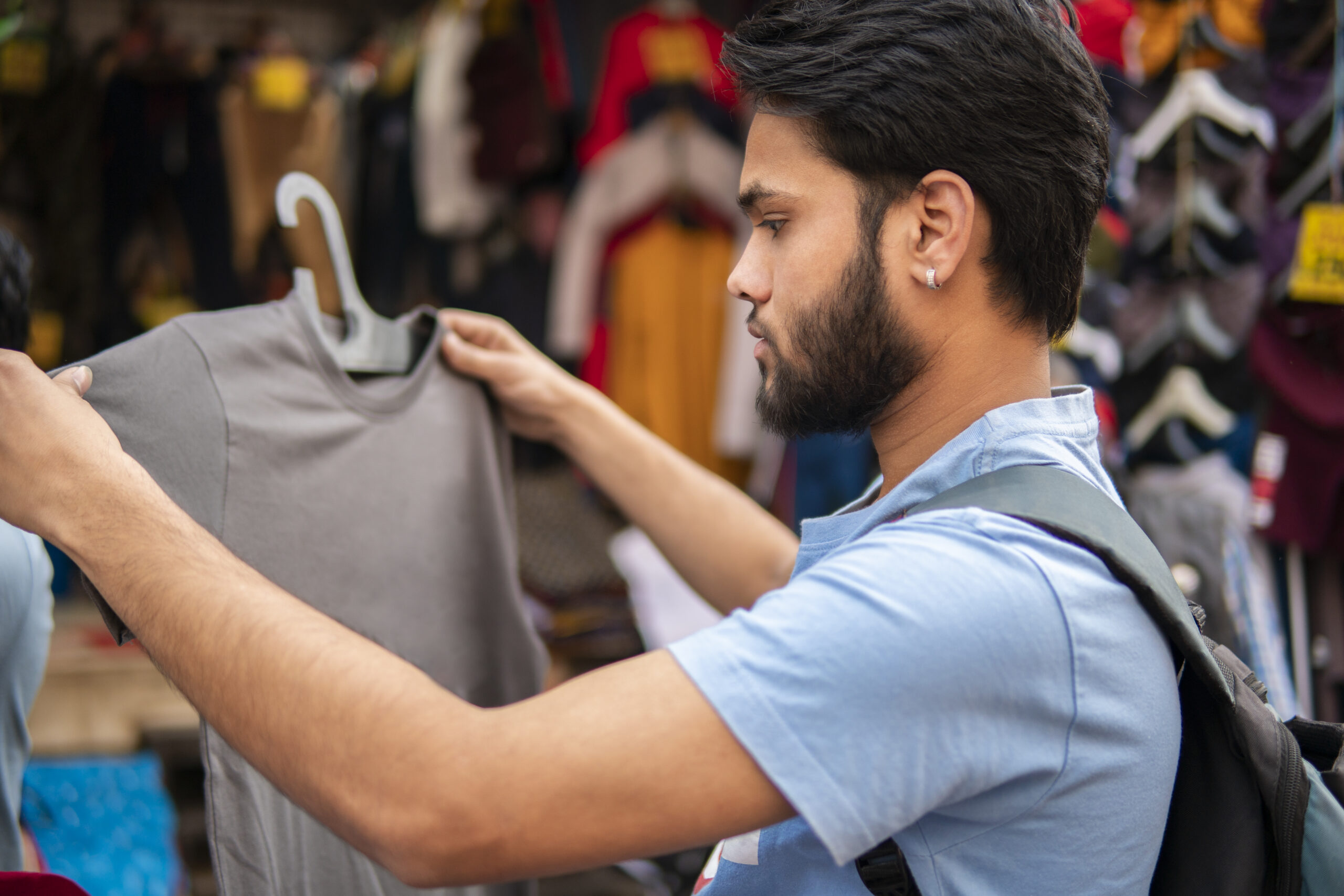 Why Surat Textile Businesses Struggle to Build a Brand Globally (And How 360° Brand Management Can Help)